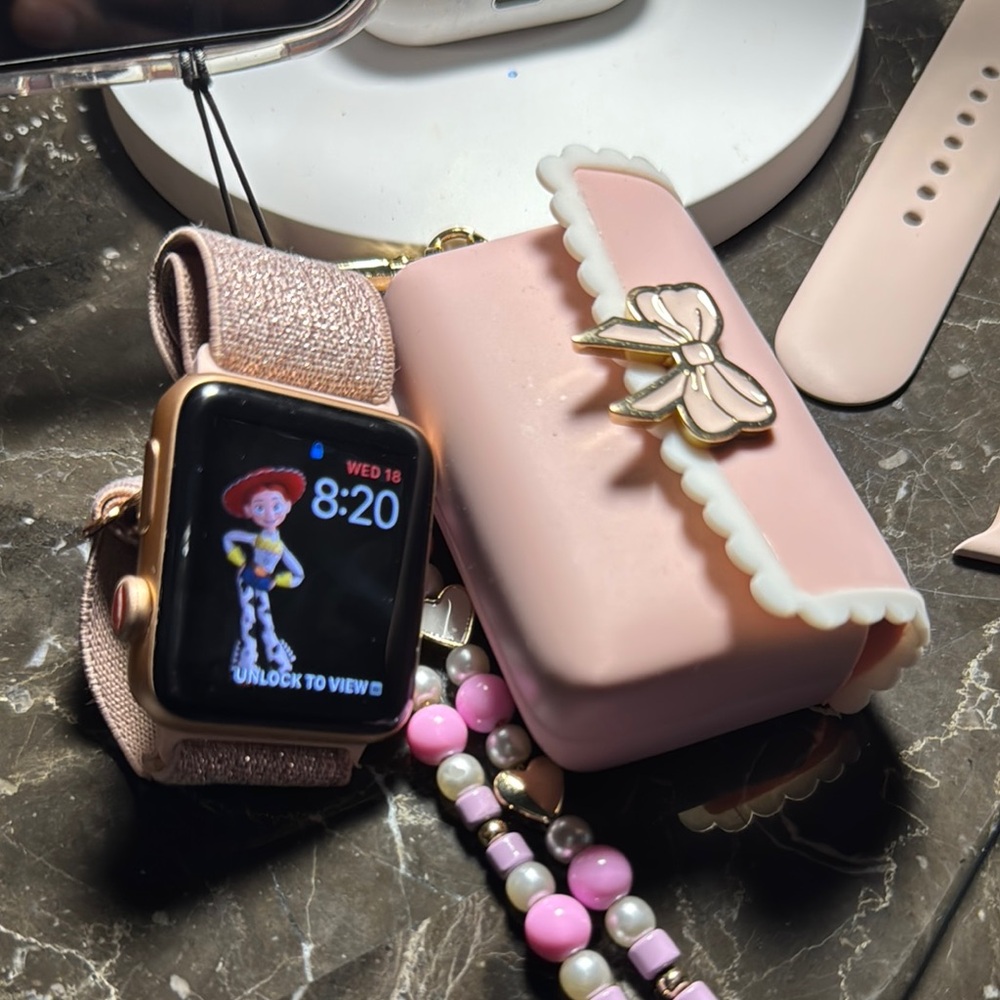 Apple Smartwatch cellular/gps/42mm in Rose Gold